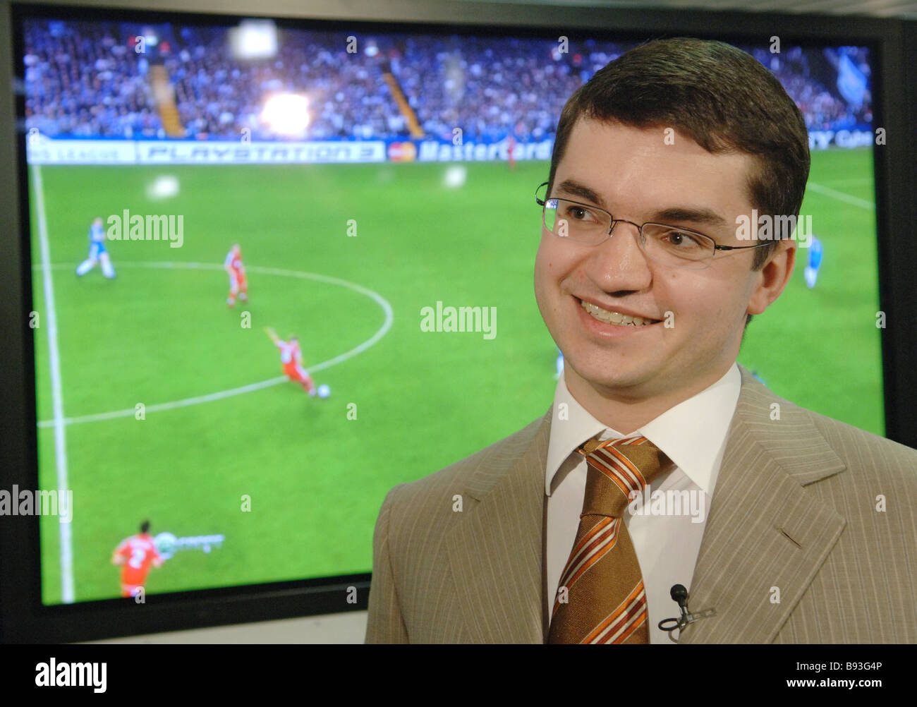 Алексей самохин нтв. Александр попов самолет. Директор вагнера. Михаил хардиков евросибэнерго. Система генеральный директор.