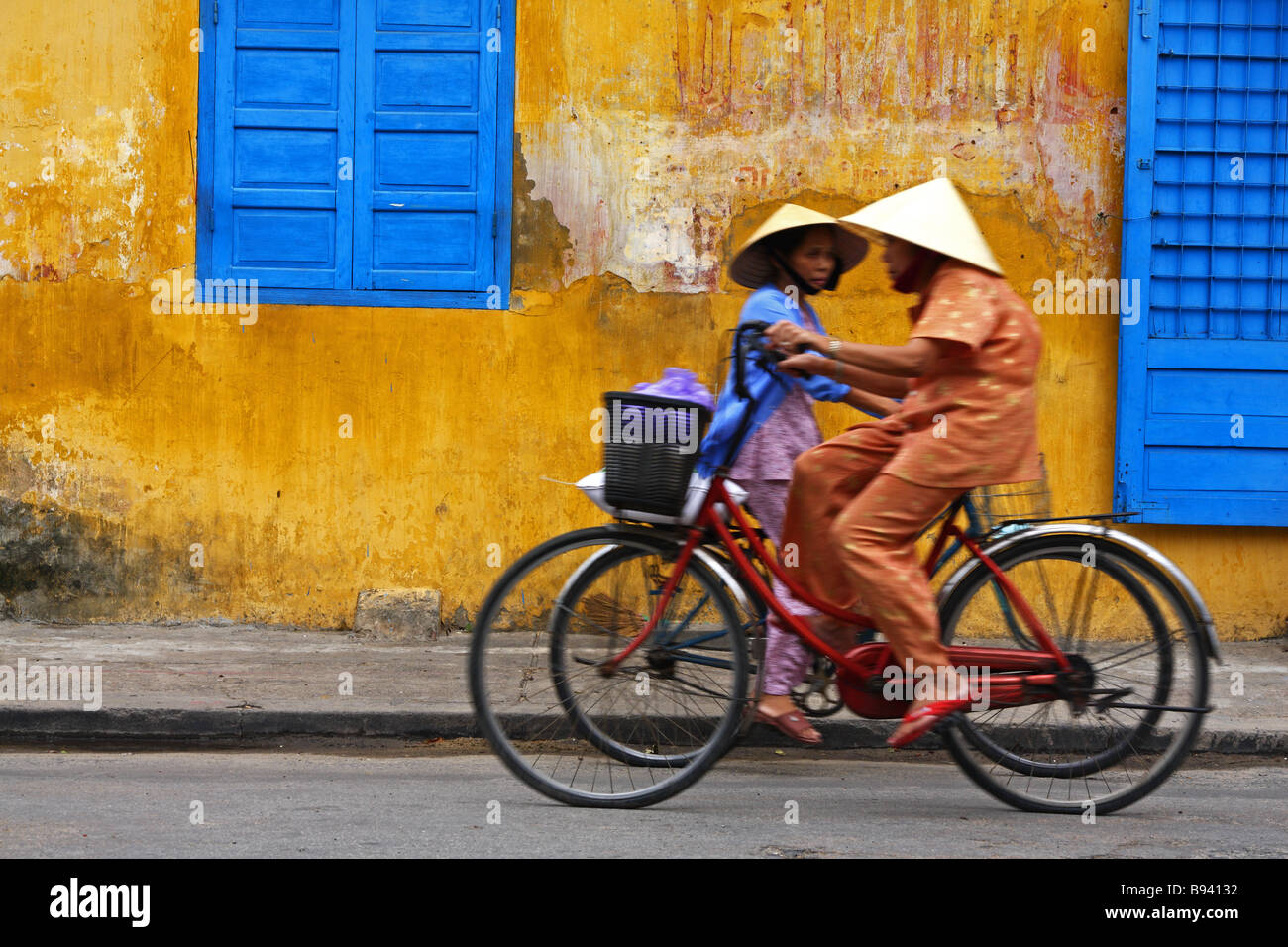 traditional conical hat rides 