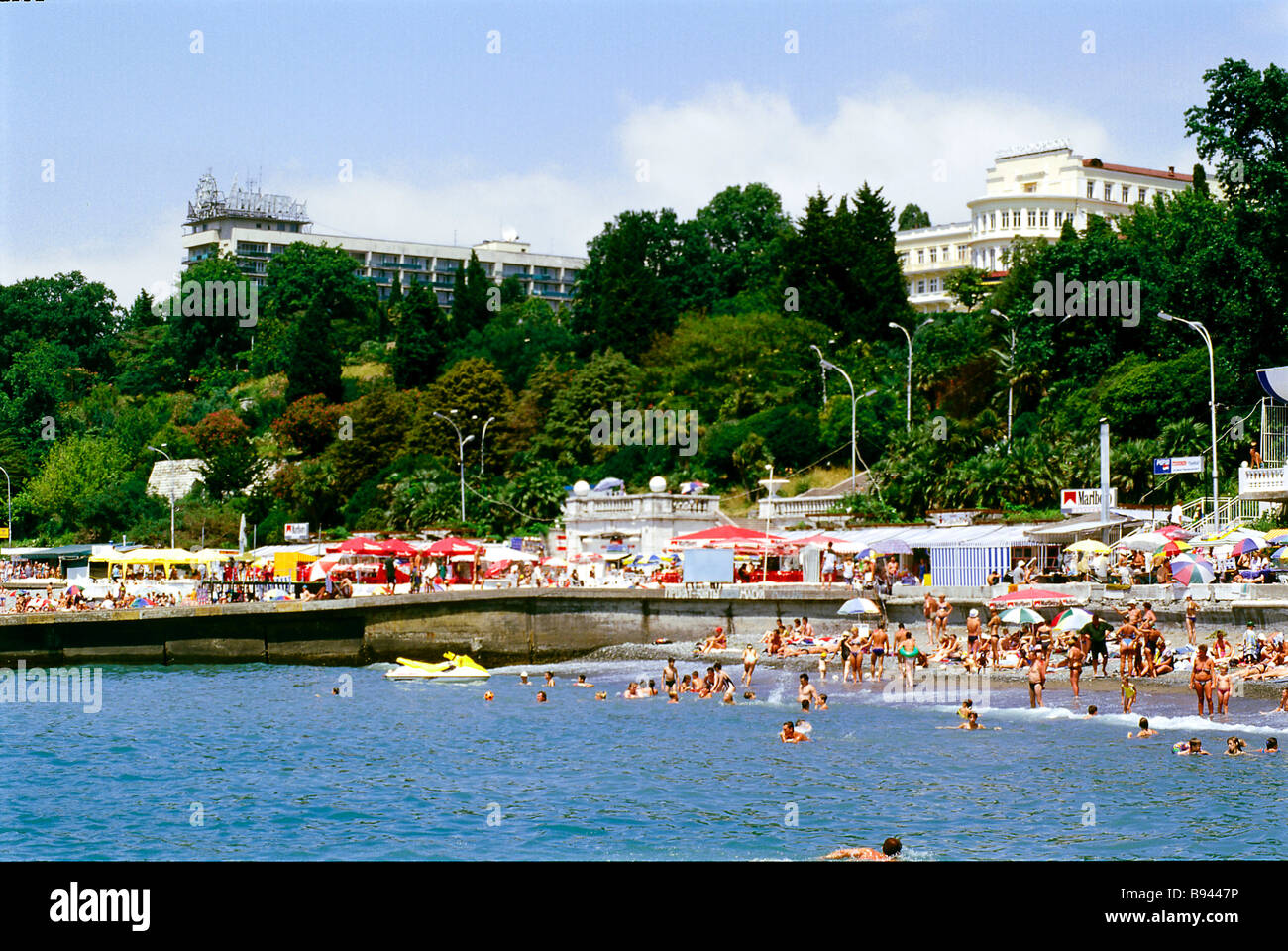 A beach in Sochi on the Russian Black Sea coast Stock Photo - Alamy