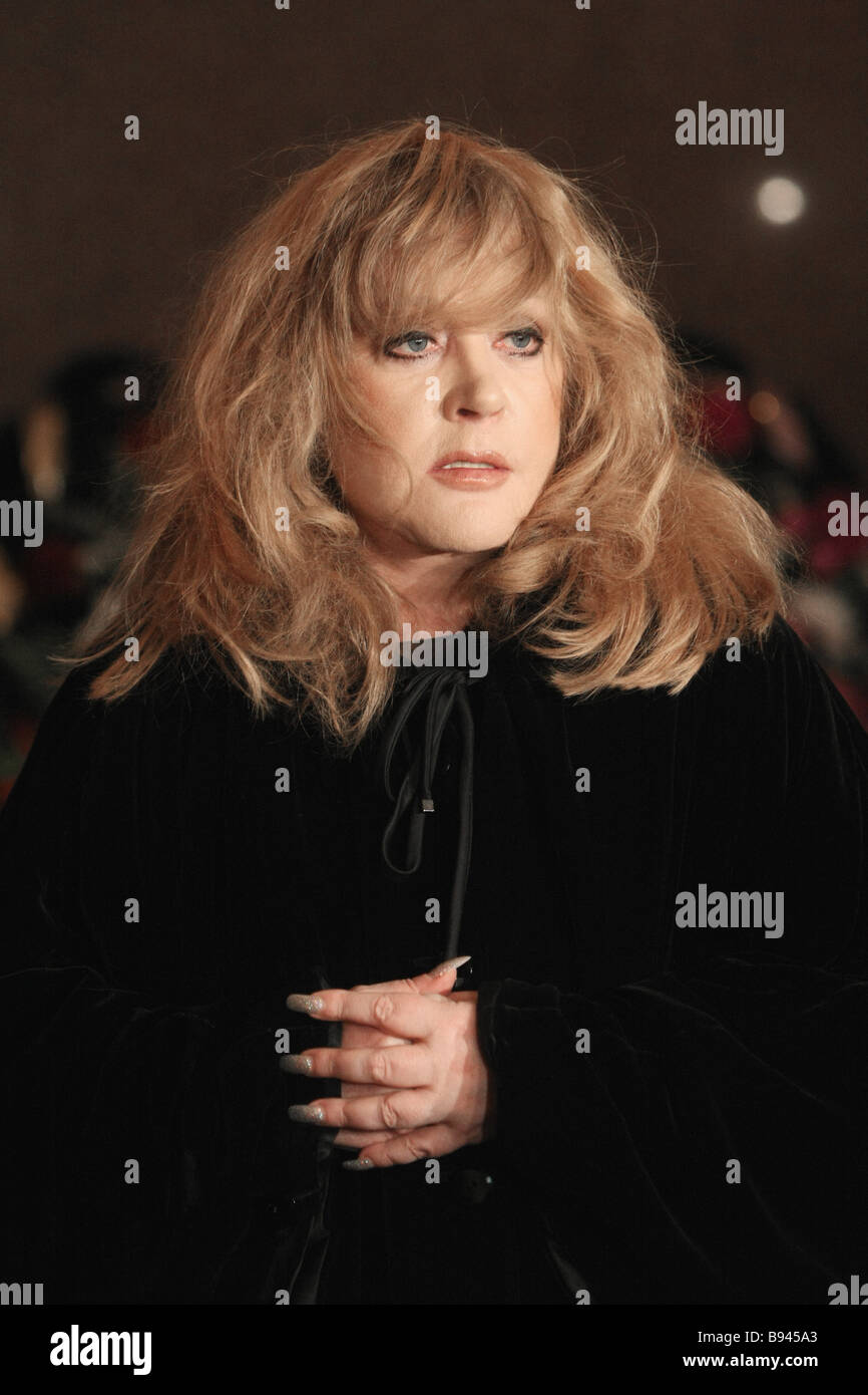 Alla Pugacheva charmed in the image of youth 06/16/2018 54 Alla Pugacheva charmed in the image of youth 06/16/2018 24