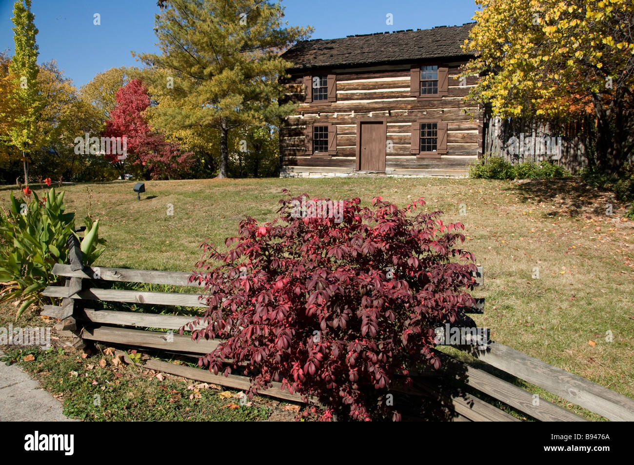 Cabin at James White's Fort in KnoxvilleTennessee Stock Photo Alamy