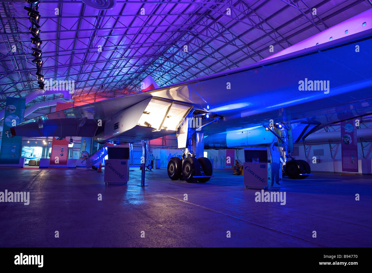 Concorde supersonic aircraft hi-res stock photography and images - Alamy