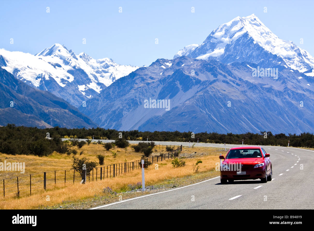 Road to Mount Cook Aoraki New Zealand Stock Photo