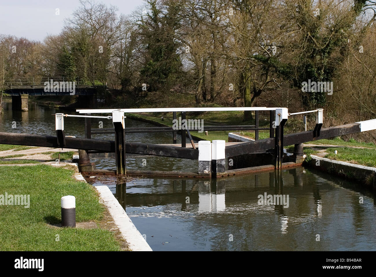 Coxes Lock on the Wey Canal Stock Photo Alamy