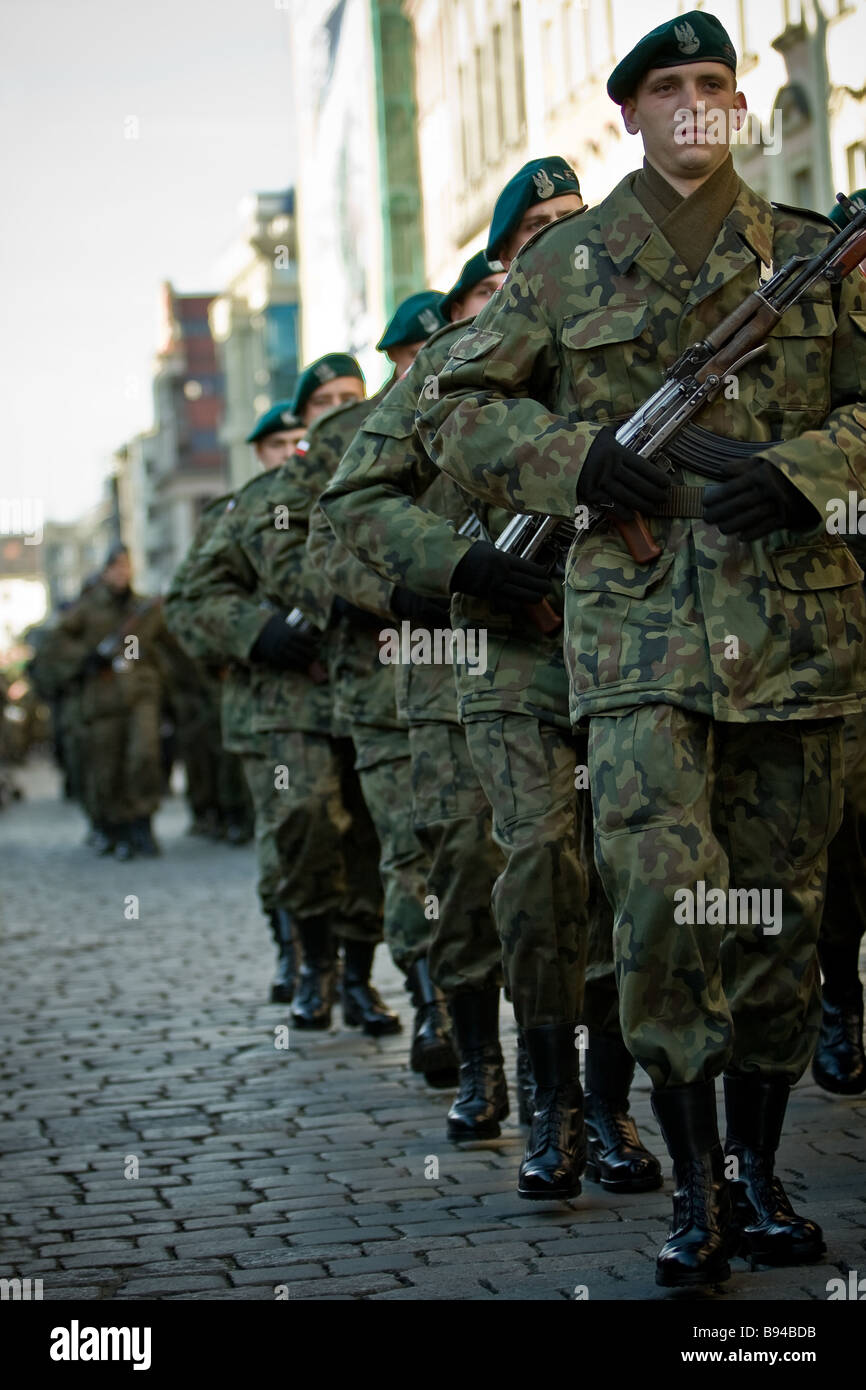 Soldiers march during Independence Day Stock Photo - Alamy