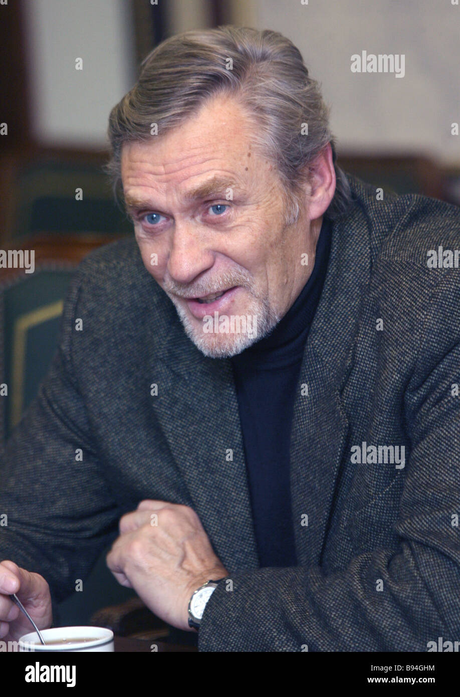 Alexander Mikhailov: biography, films, the personal life of the actor Alexander Mikhailov: biography, films, the personal life of the actor