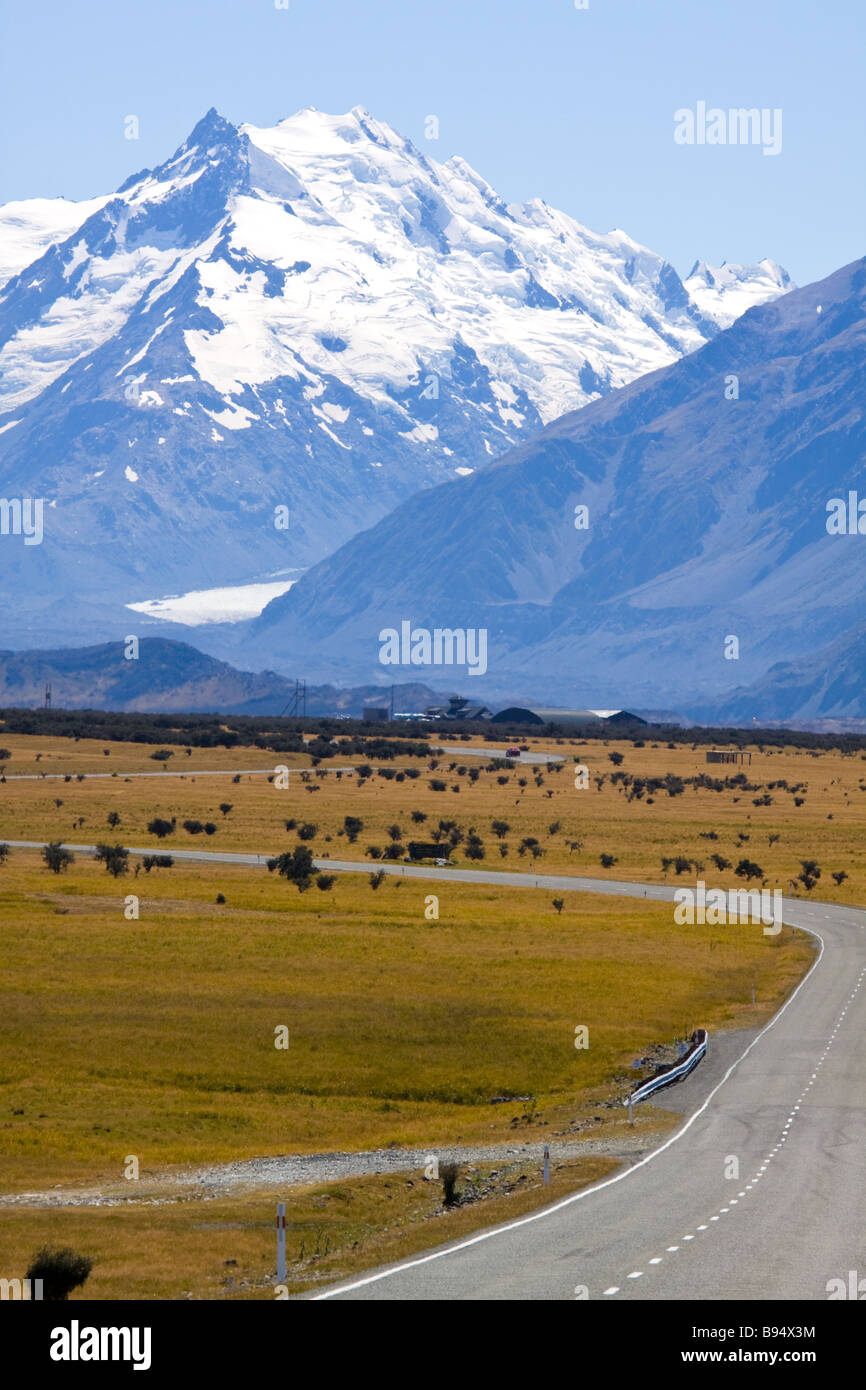 Road To Mount Cook Aoraki South Island New Zealand Stock Photo