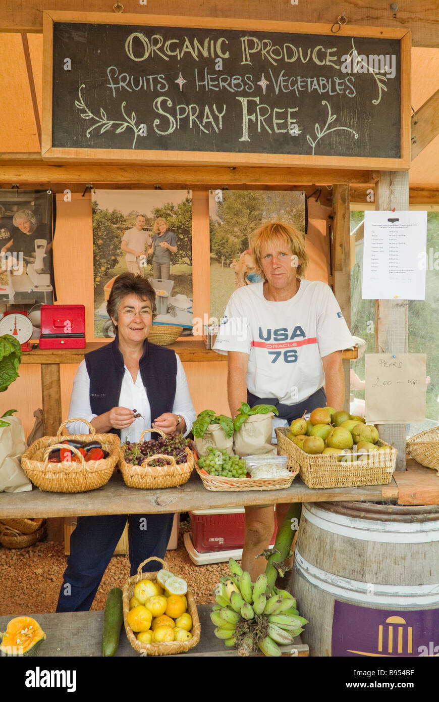 Organic Vegetable Stall Matakana Farmers Market Stock Photo - Alamy