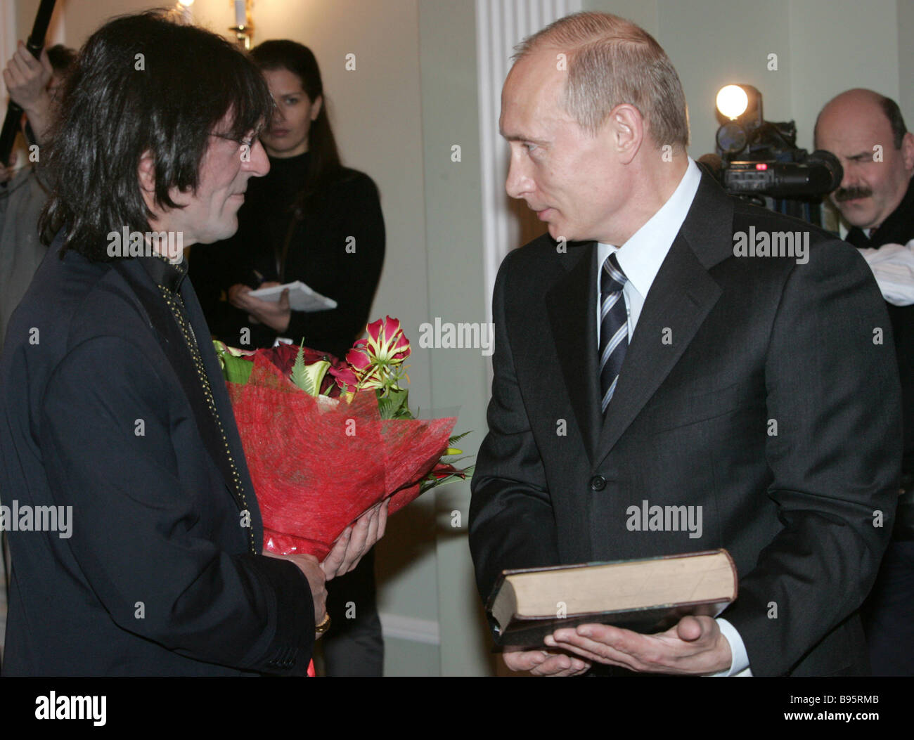 June 21 2007 Musician Yury Bashmet and Russian President Vladimir Putin ...