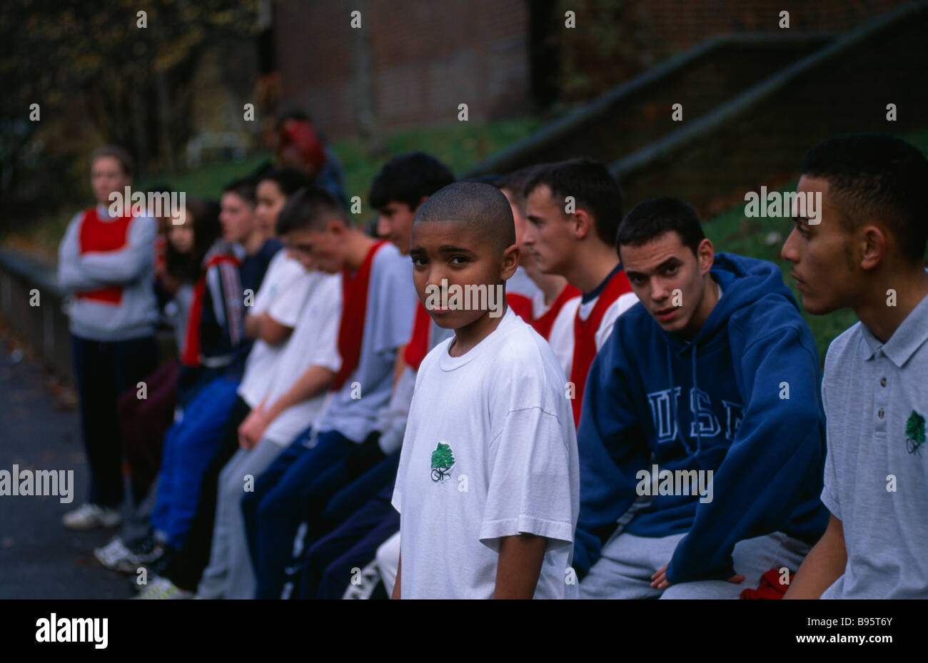 ENGLAND London Mixed race PE class pupils from comprehensive school in St John’s Wood. Stock Photo