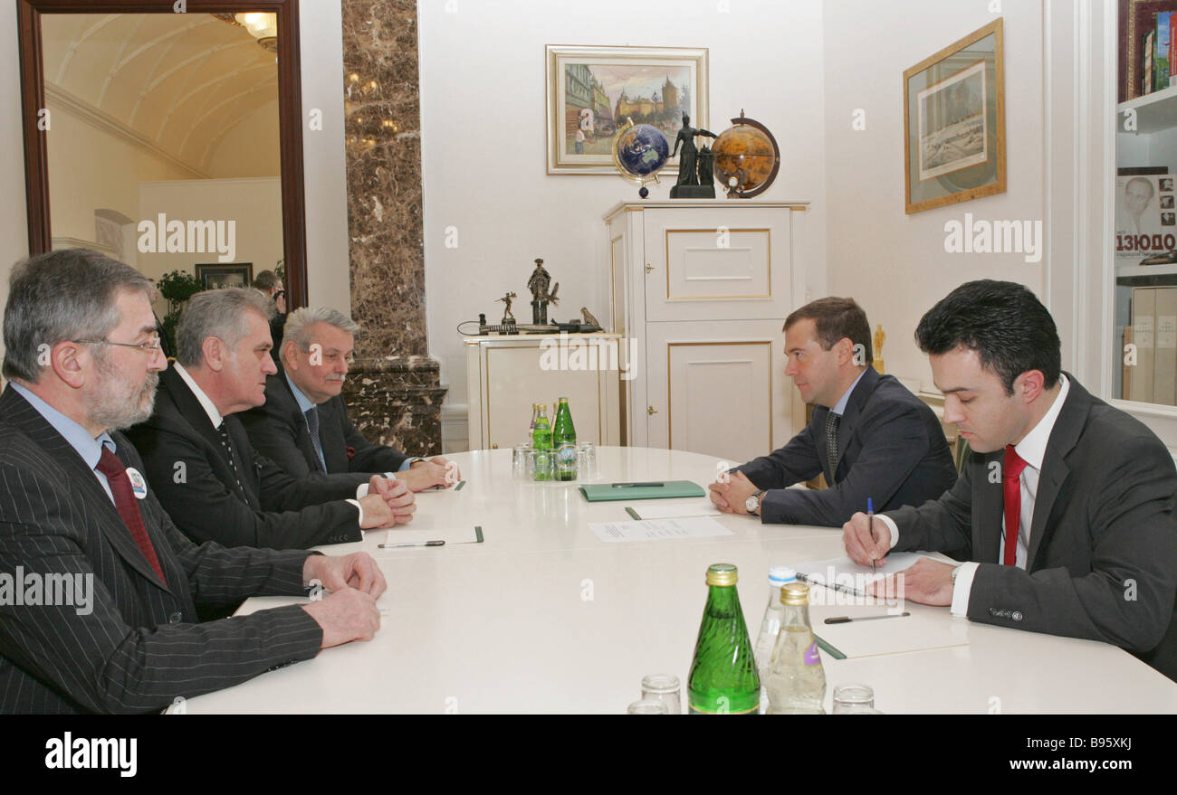 January 30 2008 Serbian presidential candidate Tomislav Nikolic leader ...