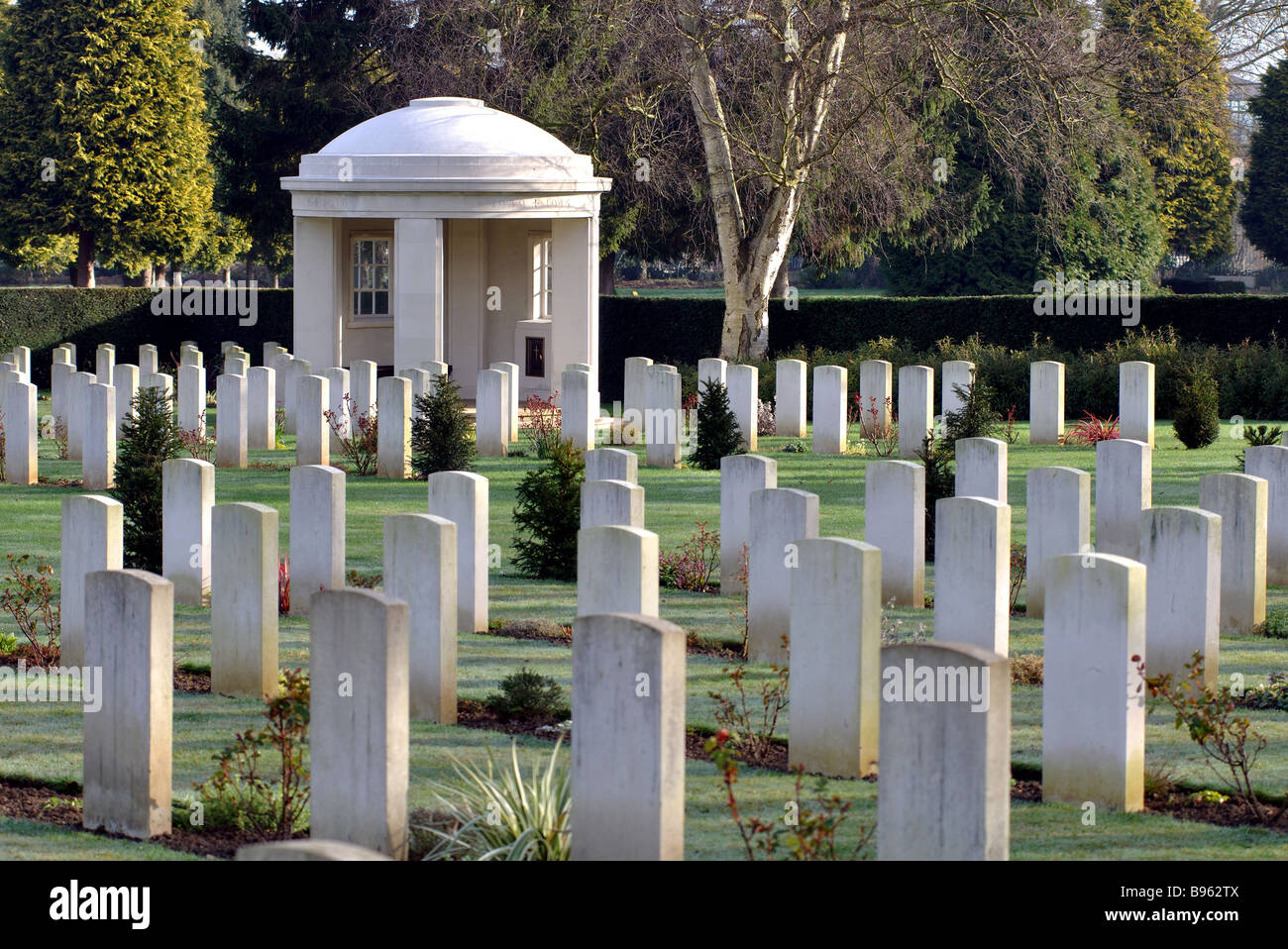 War graves, Botley Cemetery, Oxford, Oxfordshire, England, UK Stock Photo