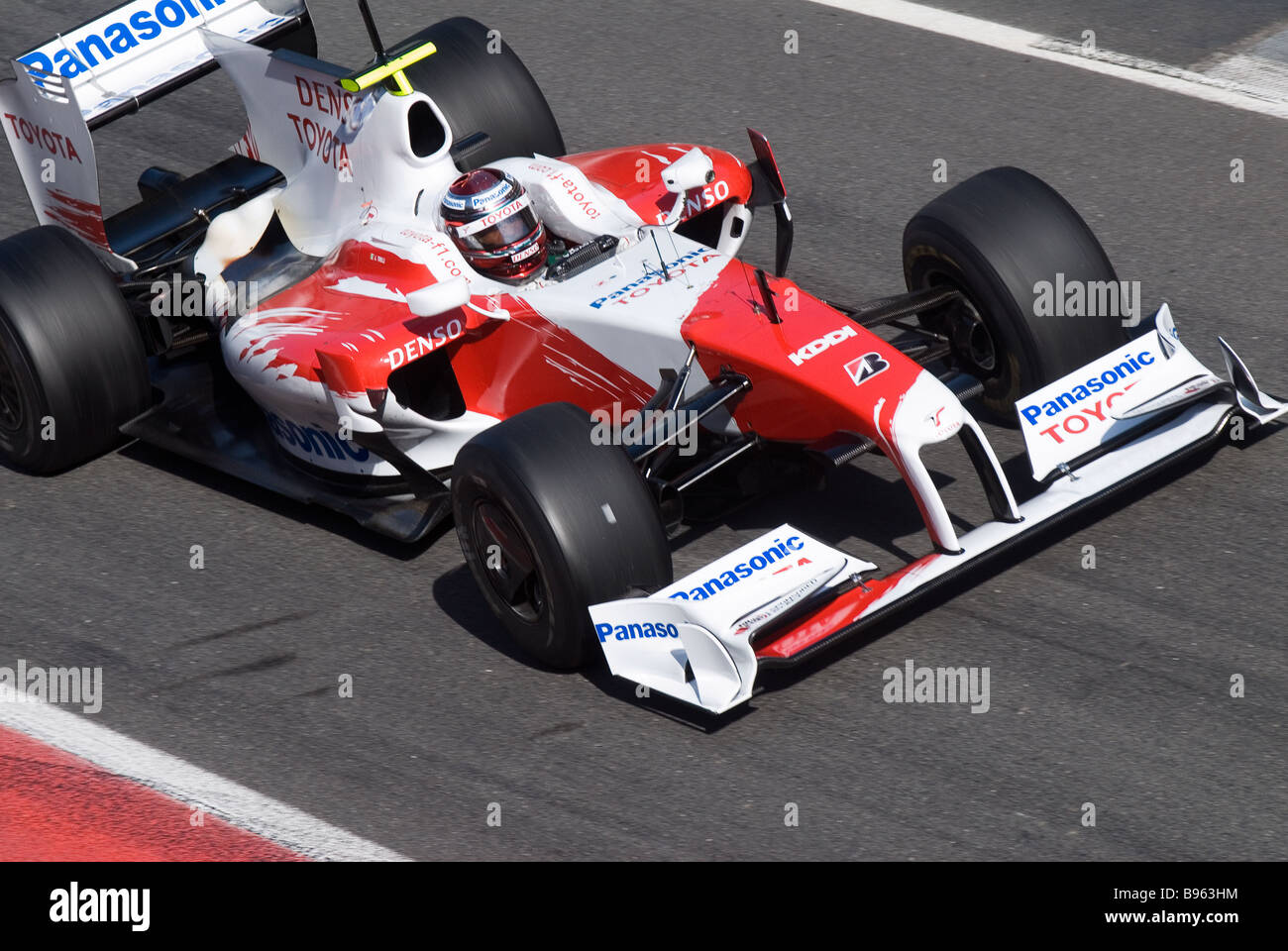【特注】TOYOTA TF109 J.Trulli Jarno Trulli ITA in the Toyota TF109 racecar during Formula