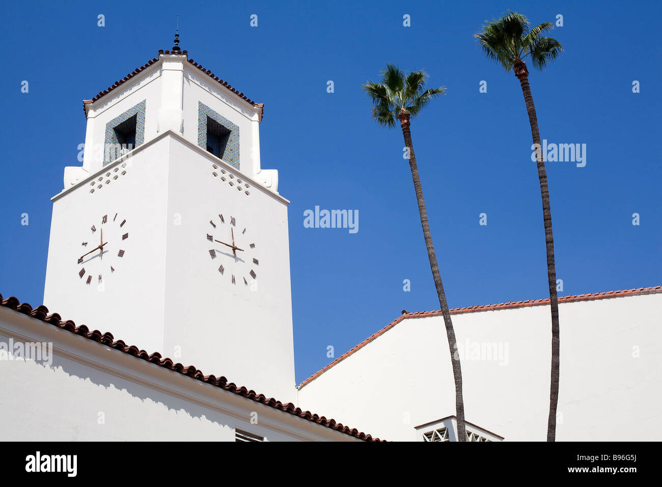 Los angeles union station clock hi-res stock photography and images - Alamy