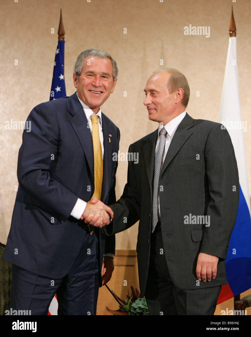 Форум во Вьетнаме Путин и Буш