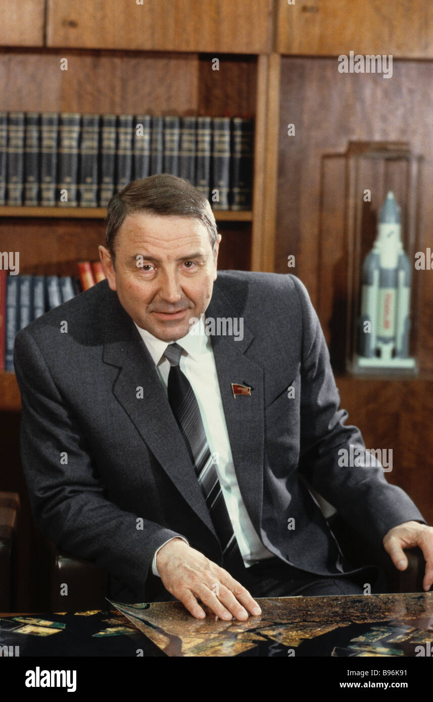 Oleg Baklanov secretary of the CPSU Central Committee deputy of the