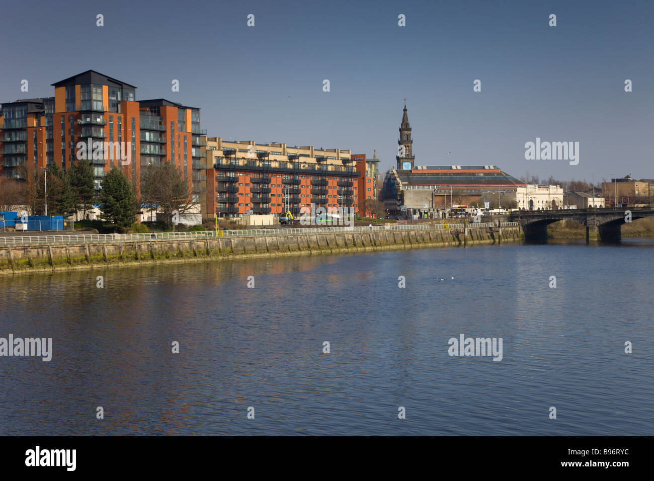 Flats and the Briggait on the north bank of the River Clyde in Glasgow