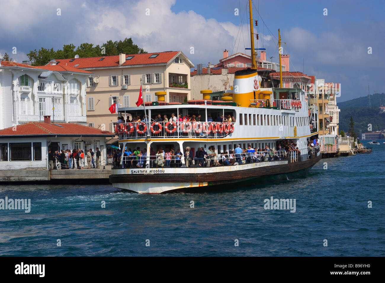 Passenger ferry on the Bosphorus Istanbul Turkey Stock Photo - Alamy