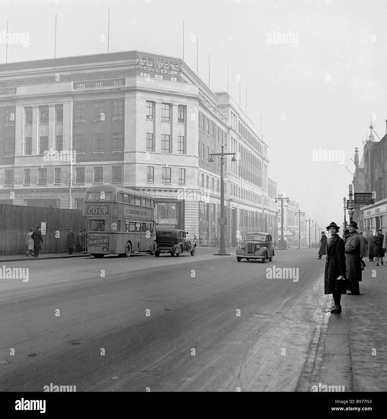 Bus and 1950s hi-res stock photography and images - Alamy Bus and 1950s hi-res stock photography and images - Alamy