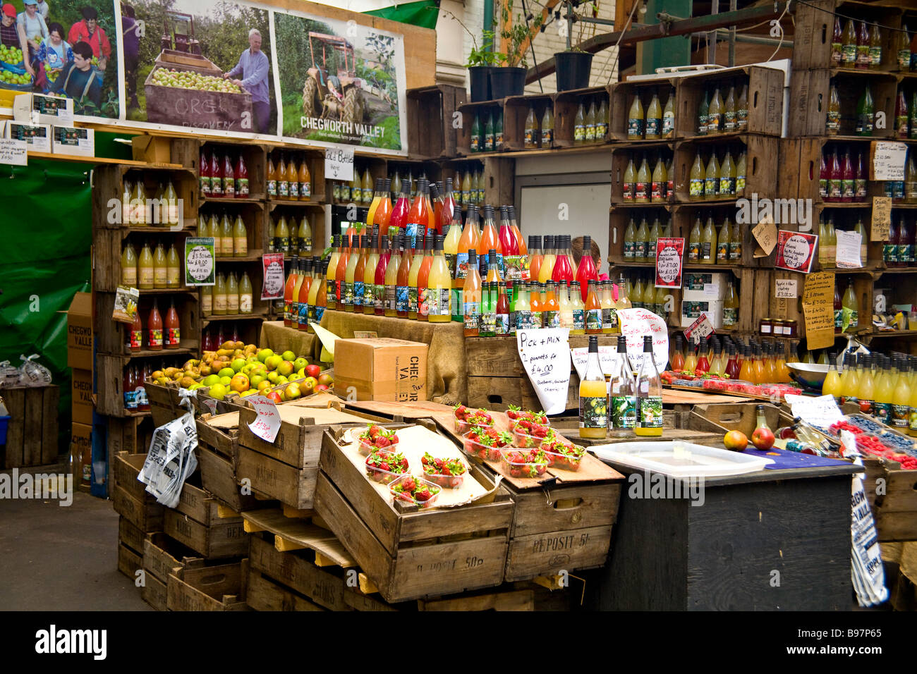 Fruit and Vegetables stalls in the Borough Market, London Stock Photo
