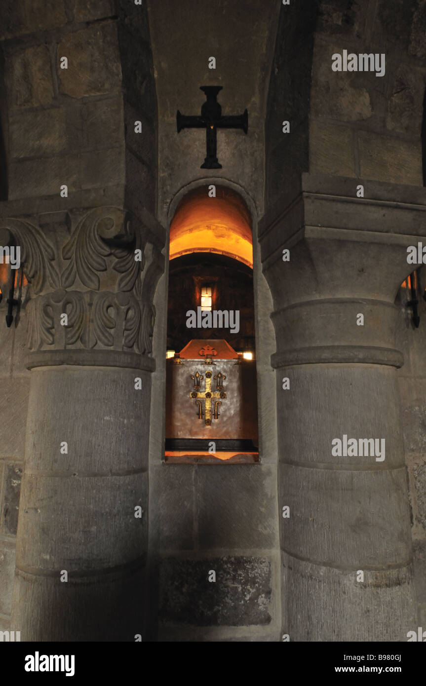 Interior romanesque crypt basilica hi-res stock photography and images ...