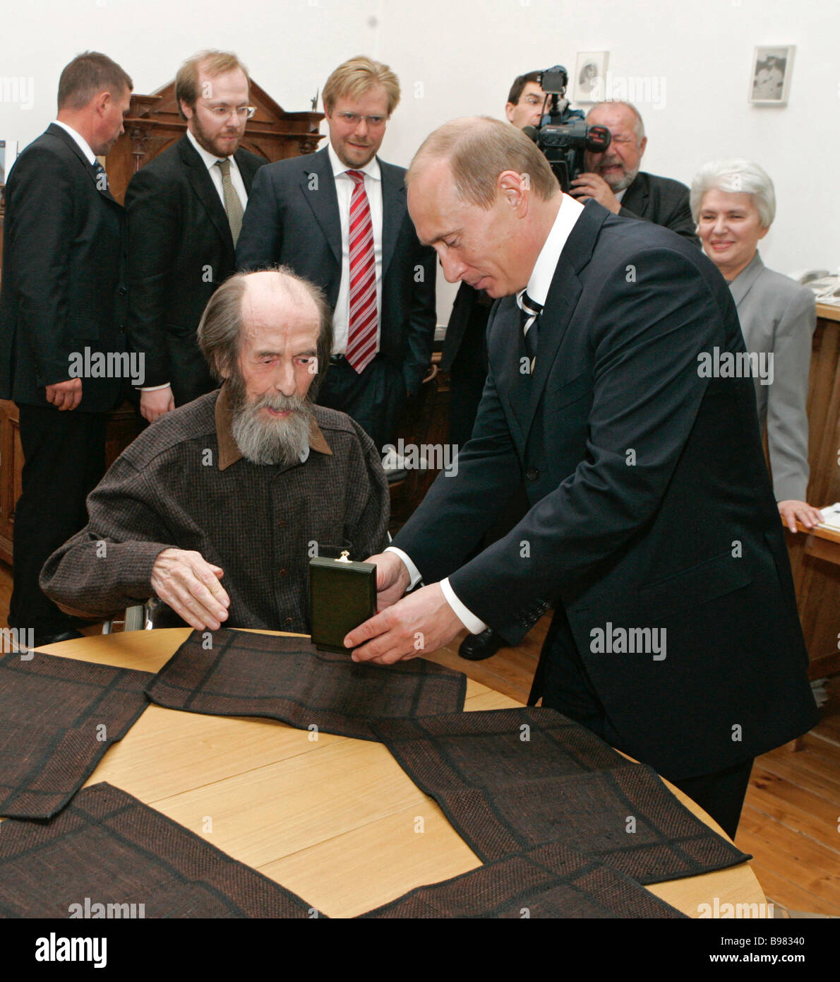 russian-president-vladimir-putin-foreground-right-visits-writer-alexander-B98340.jpg