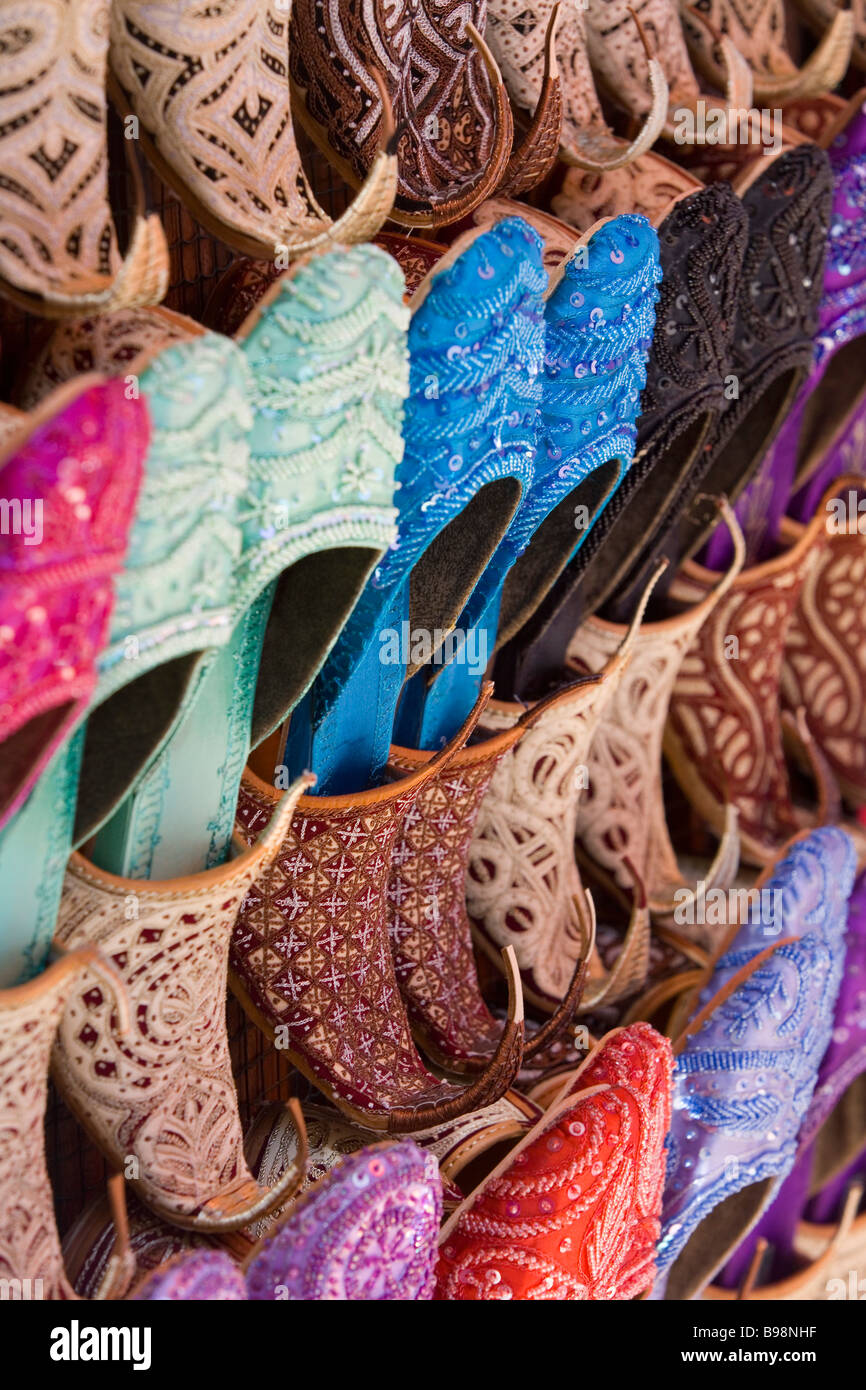 Arab sandals store for sale