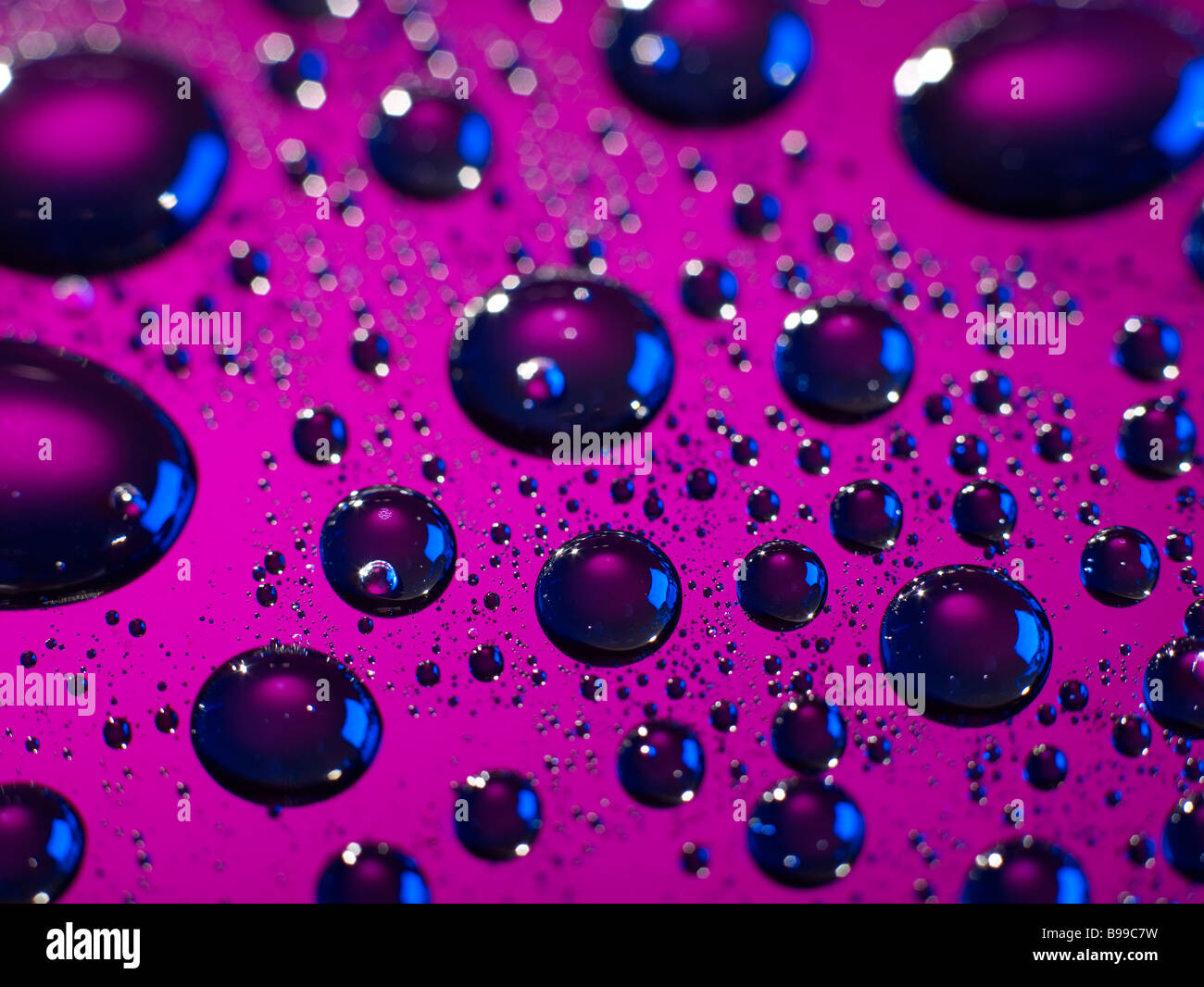 Pink water colour wash hi-res stock photography and images - Alamy