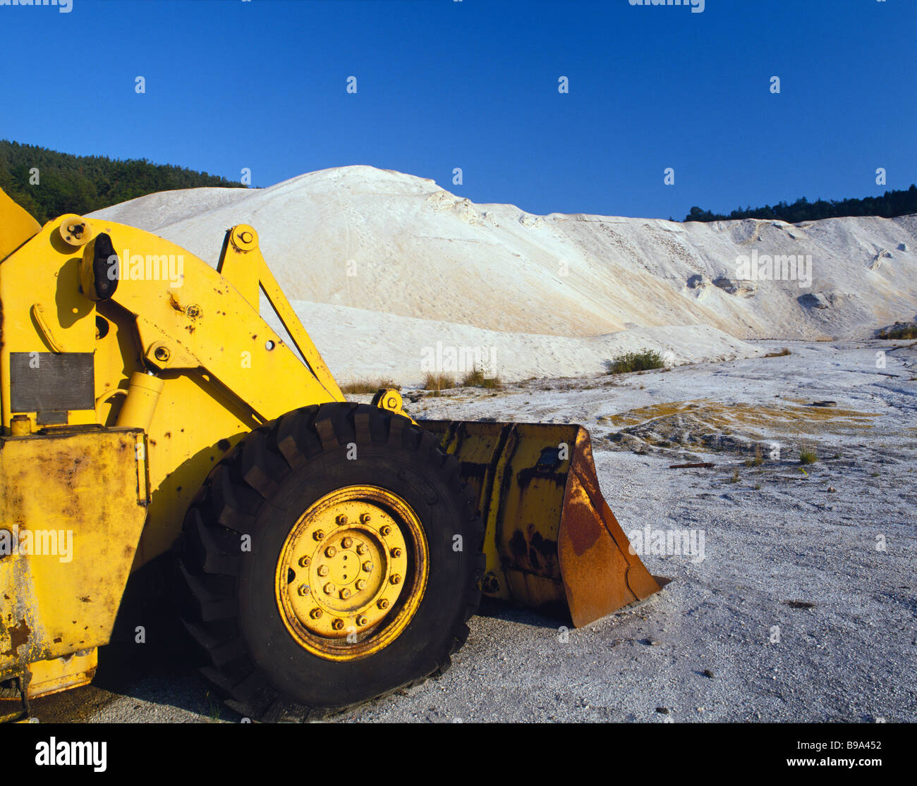 Spoil heaps from the abandoned lead mines at Snailbeach, Shropshire, UK, before reclamation. The waste contains arsenic, too toxic for plants to grow Stock Photo