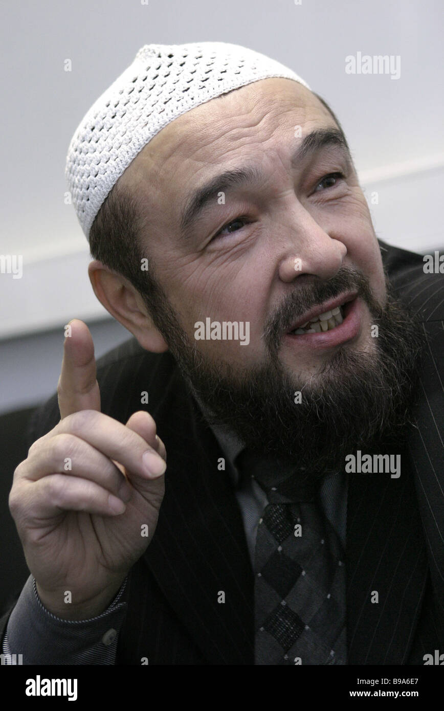 Head of the Muslim Board of Asian Russia Mufti Nafigulla Ashirov at the