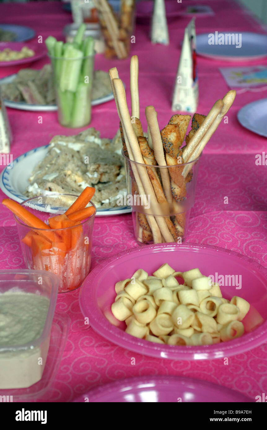 Children's Birthday Party Food Stock Photo - Alamy