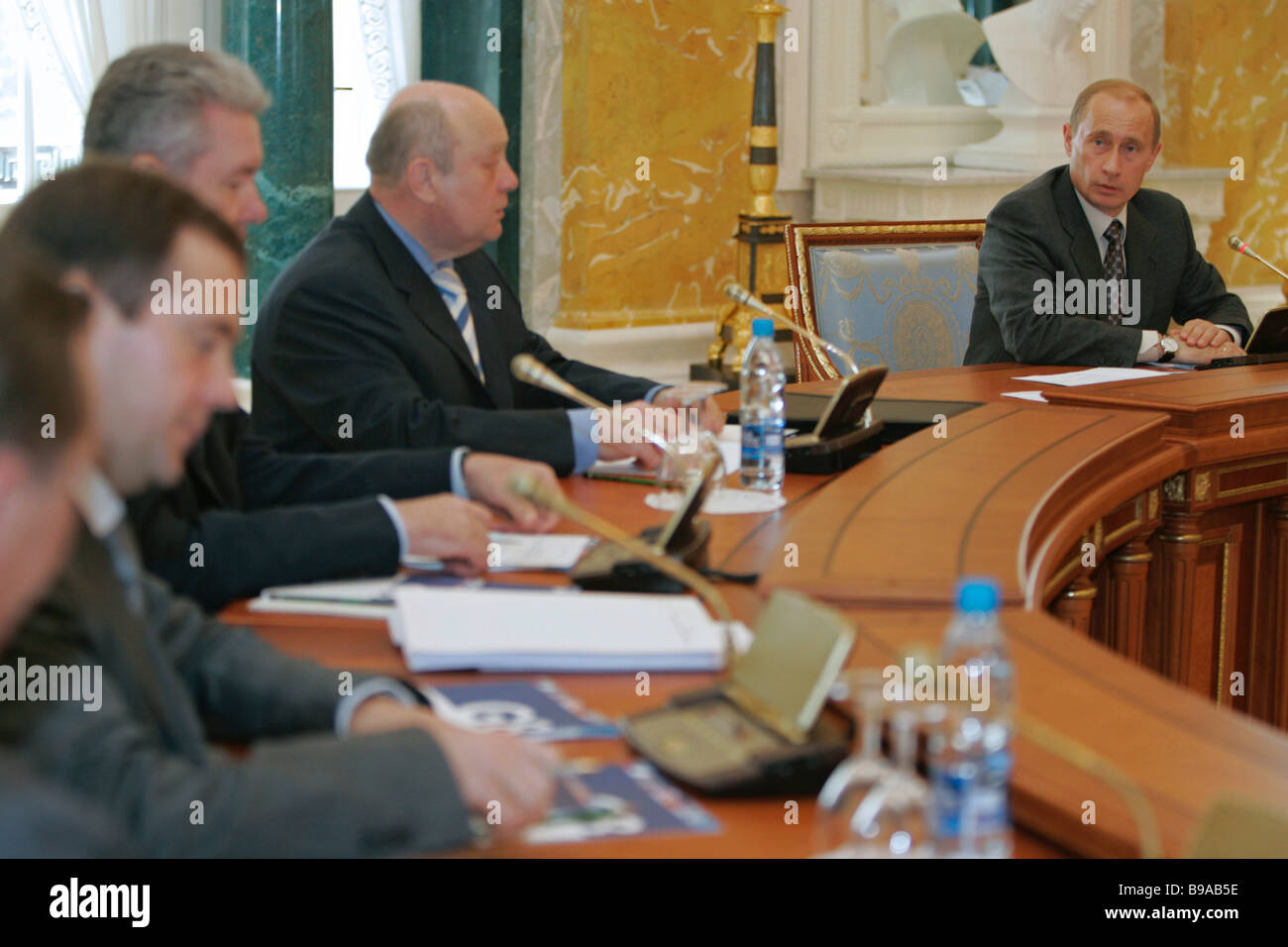 Russia s President Vladimir Putin holds session with the federal