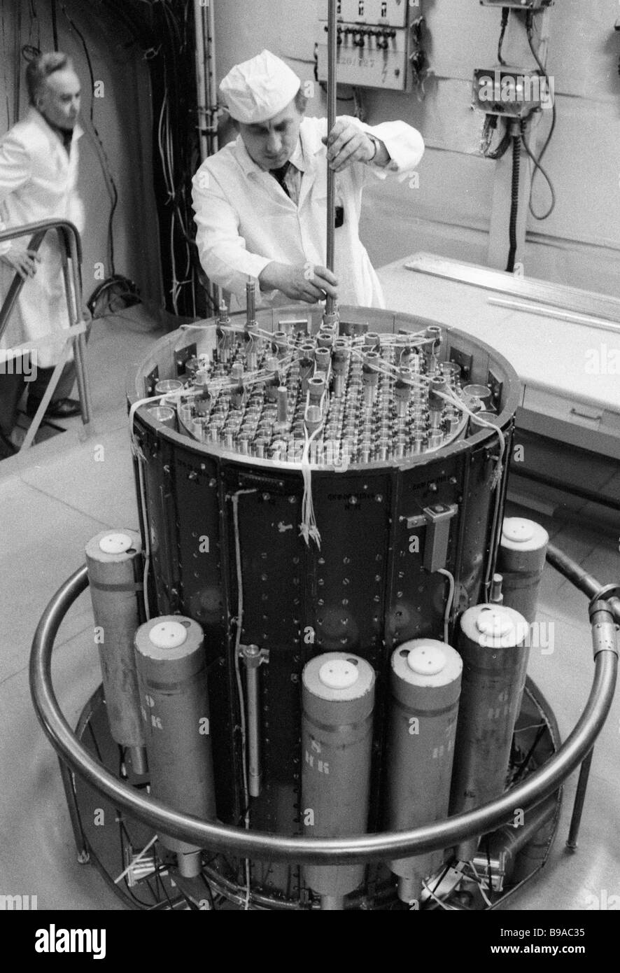 Staff member of the Kurchatov Institute of Atomic Energy tests a ...