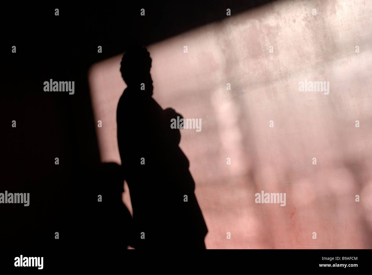 SHADOW OF A STATUE Stock Photo Alamy