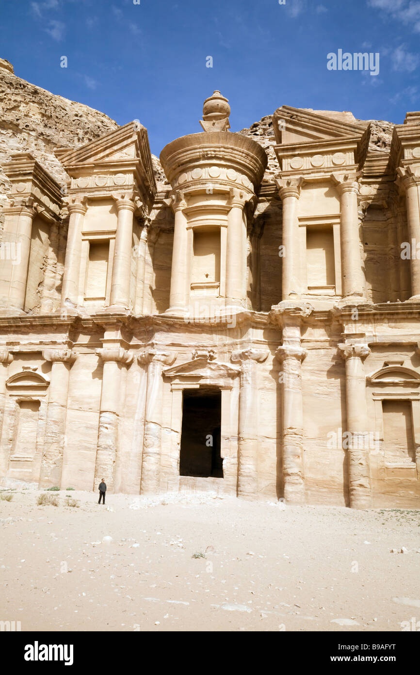 Petra jordan tourism hi-res stock photography and images - Alamy