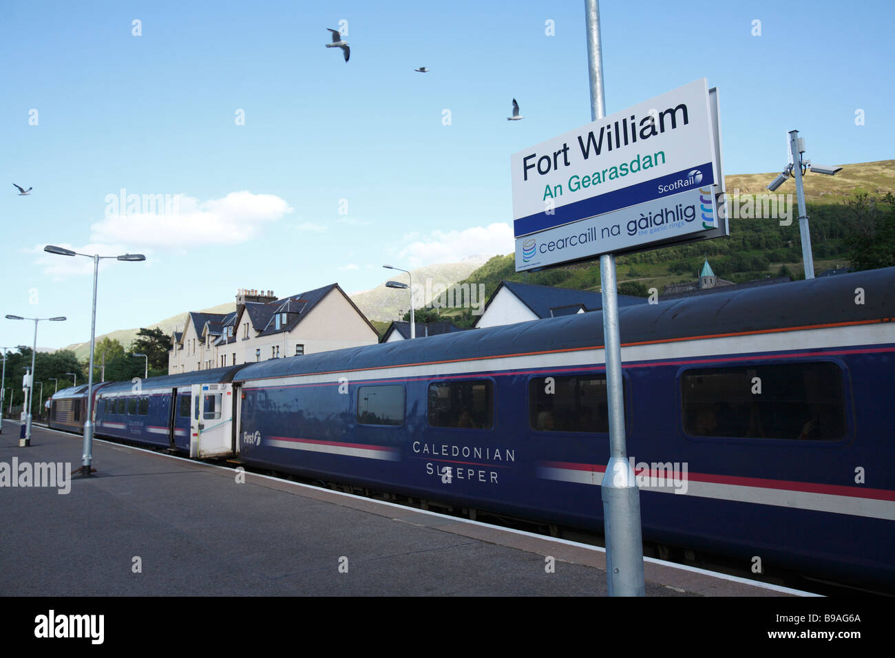 Caledonian Sleeper Awaits Passengers at Fort William Station Stock