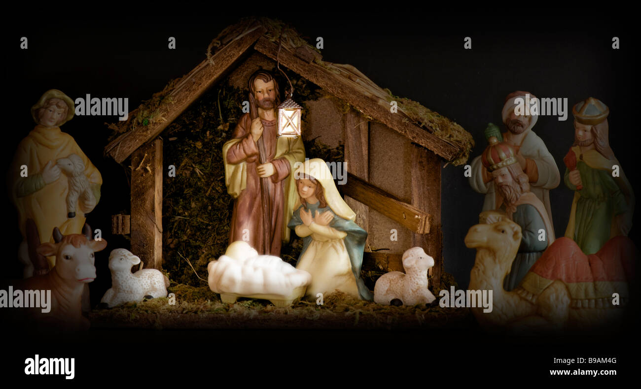 Christmas nativity scene with china figures Stock Photo Alamy