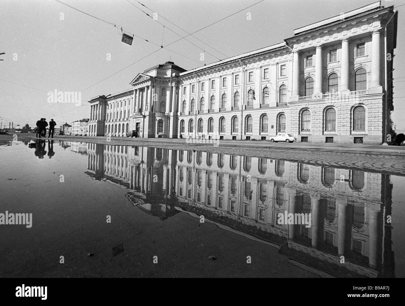 St Petersburg Academy Of Arts High Resolution Stock Photography and