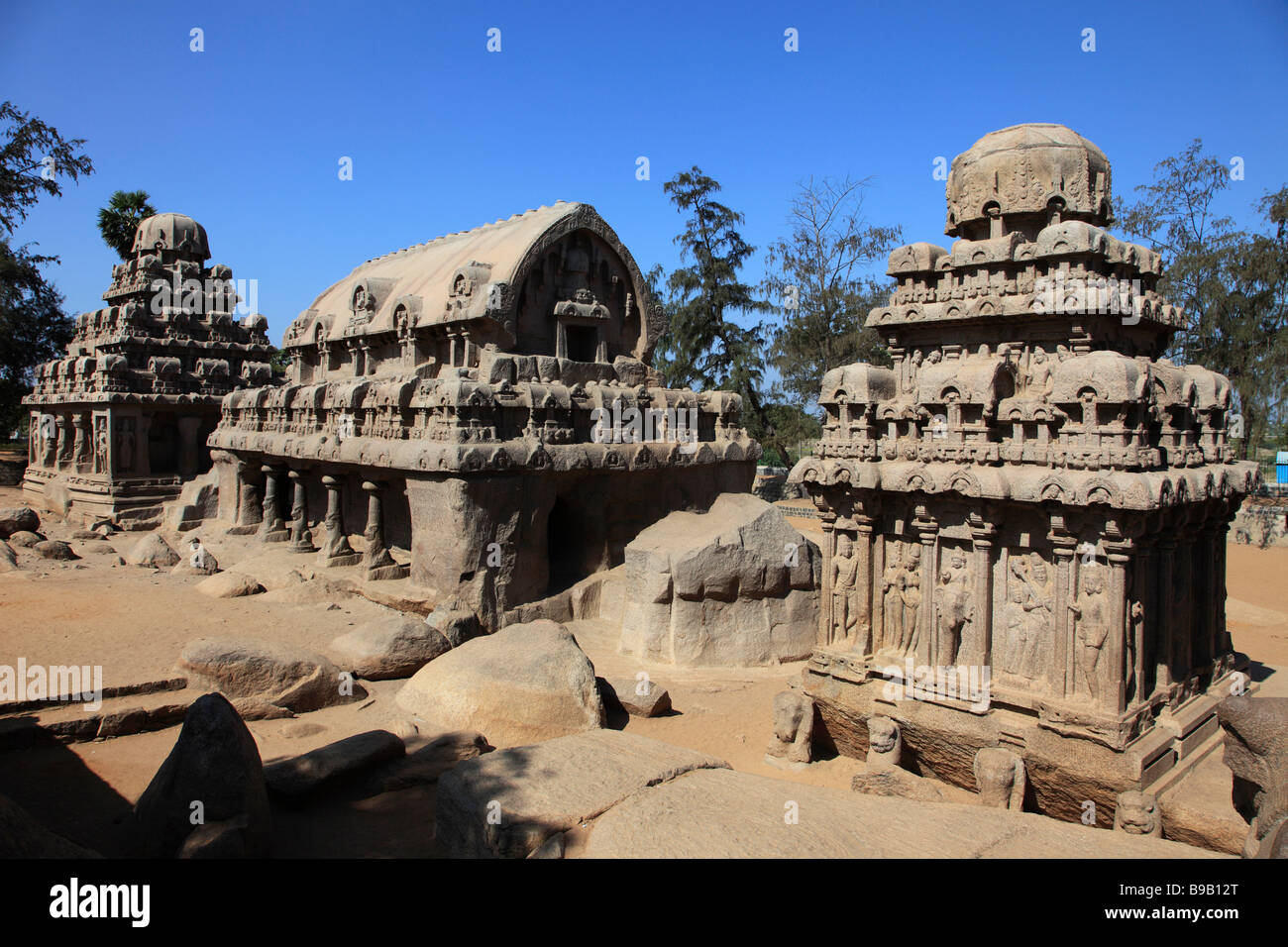 India Tamil Nadu Mamallapuram Mahabalipuram Five Rathas rock temples Stock Photo