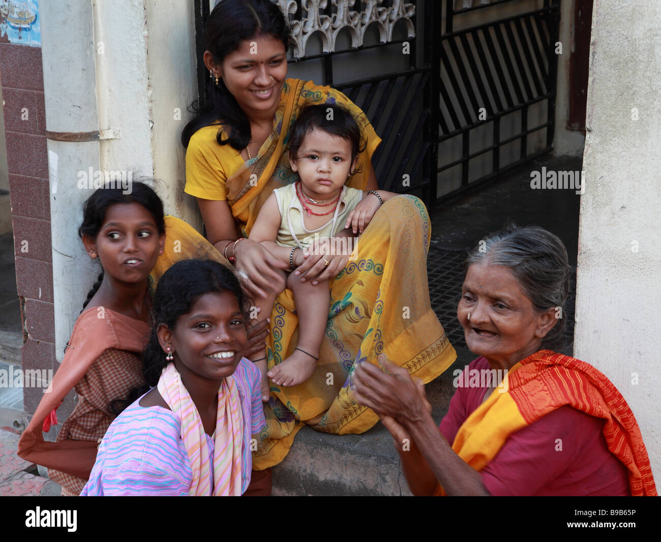 India Tamil Nadu Chennai Madras women and children Stock Photo - Alamy