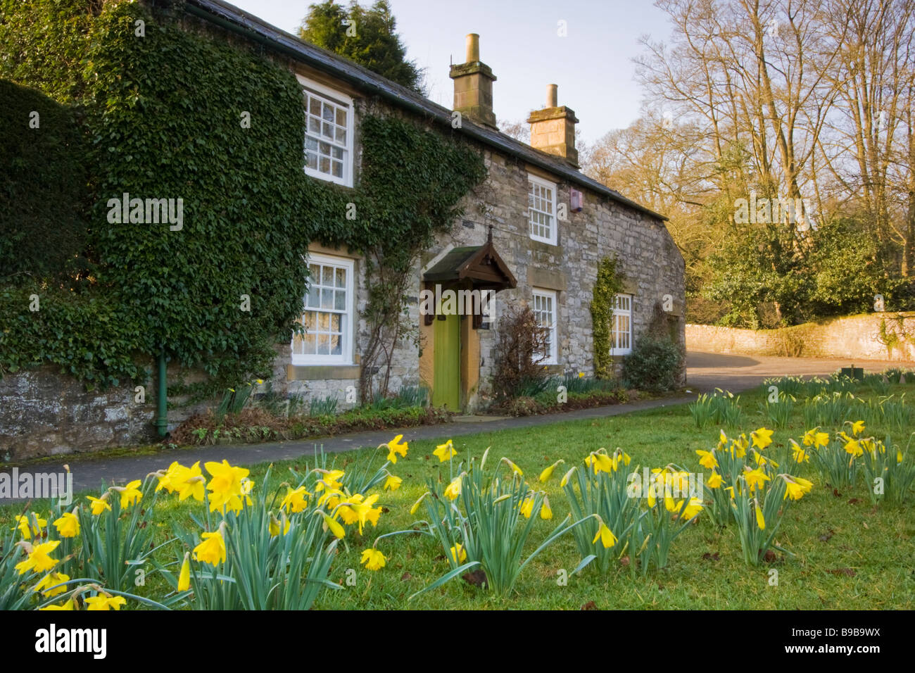 Cottage,Ashford in the Water Stock Photo Alamy