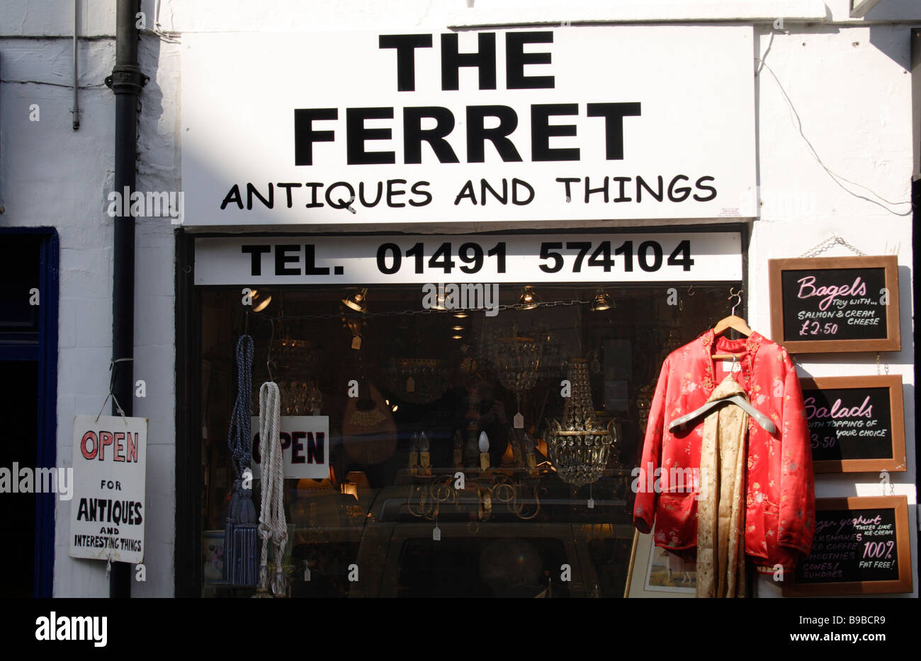The Ferret Antiques shop Henley Oxfordshire Stock Photo Alamy