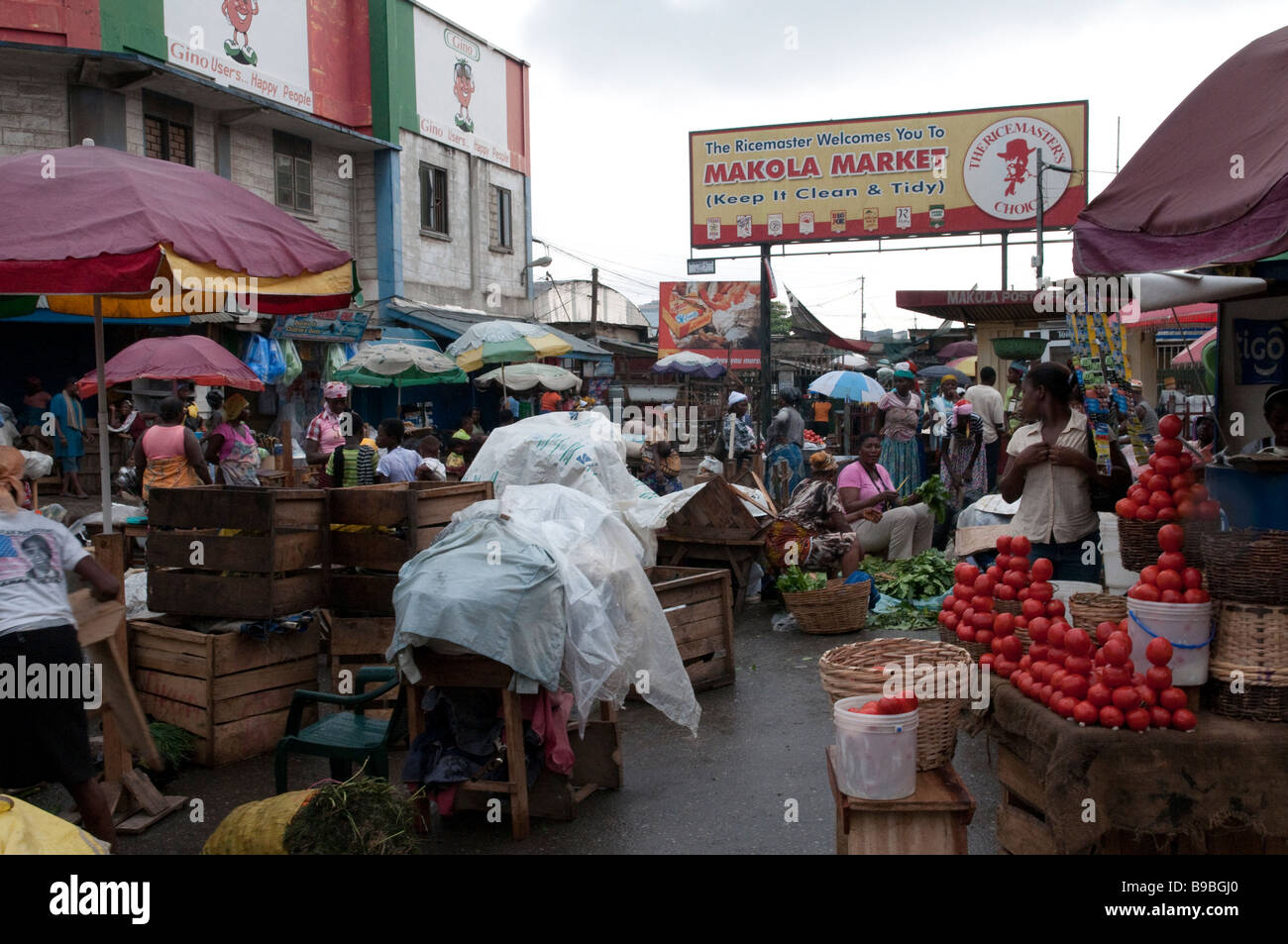 West africa Ghana Accra entrance to Makola market Stock Photo