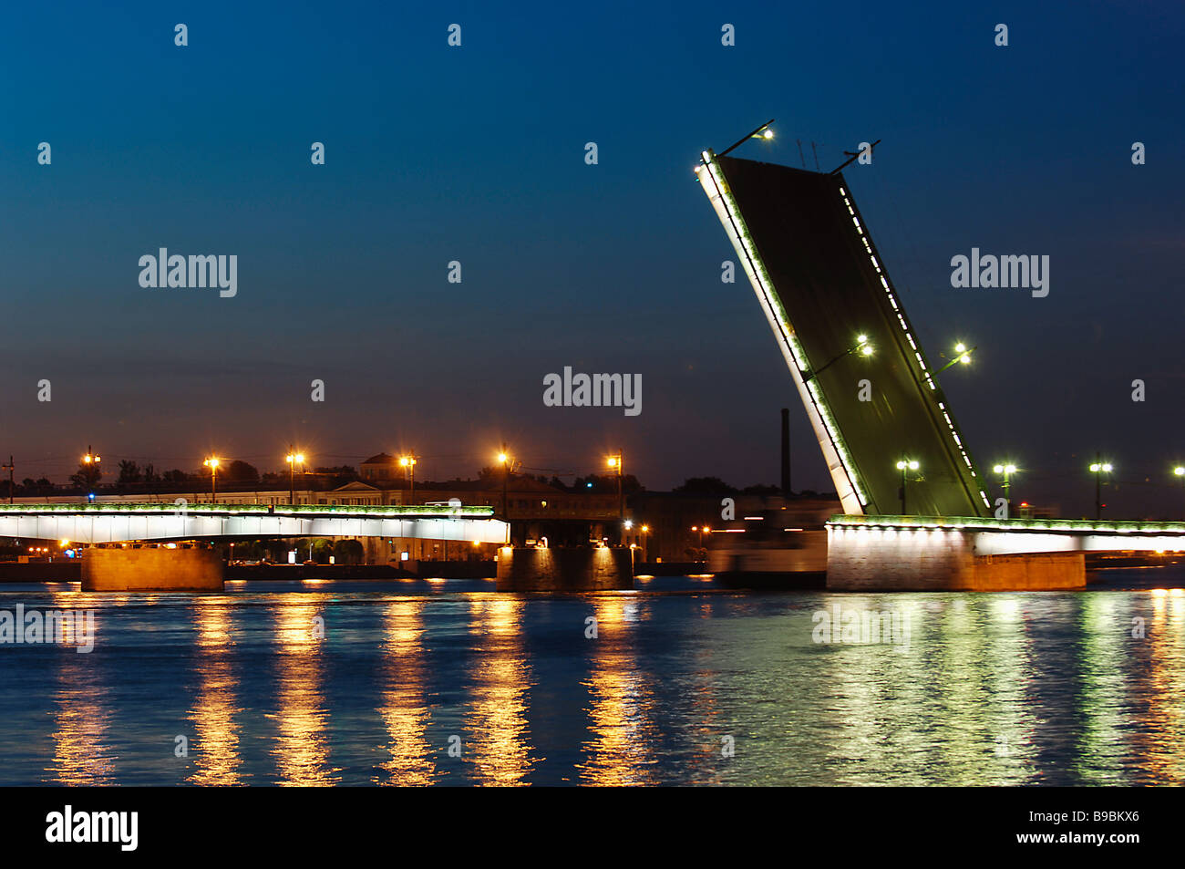 The Liteiny Bridge links St Petersburg s center with the Vyborg Side ...