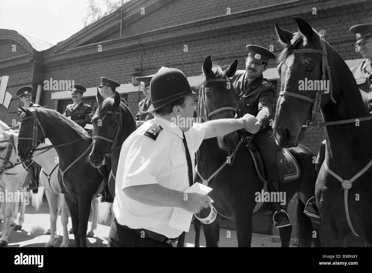 конная полиция российской империи 18 век. департамент полиции российской империи. первые полицейские. полиция сша 19 века. полиция сша в 1899.