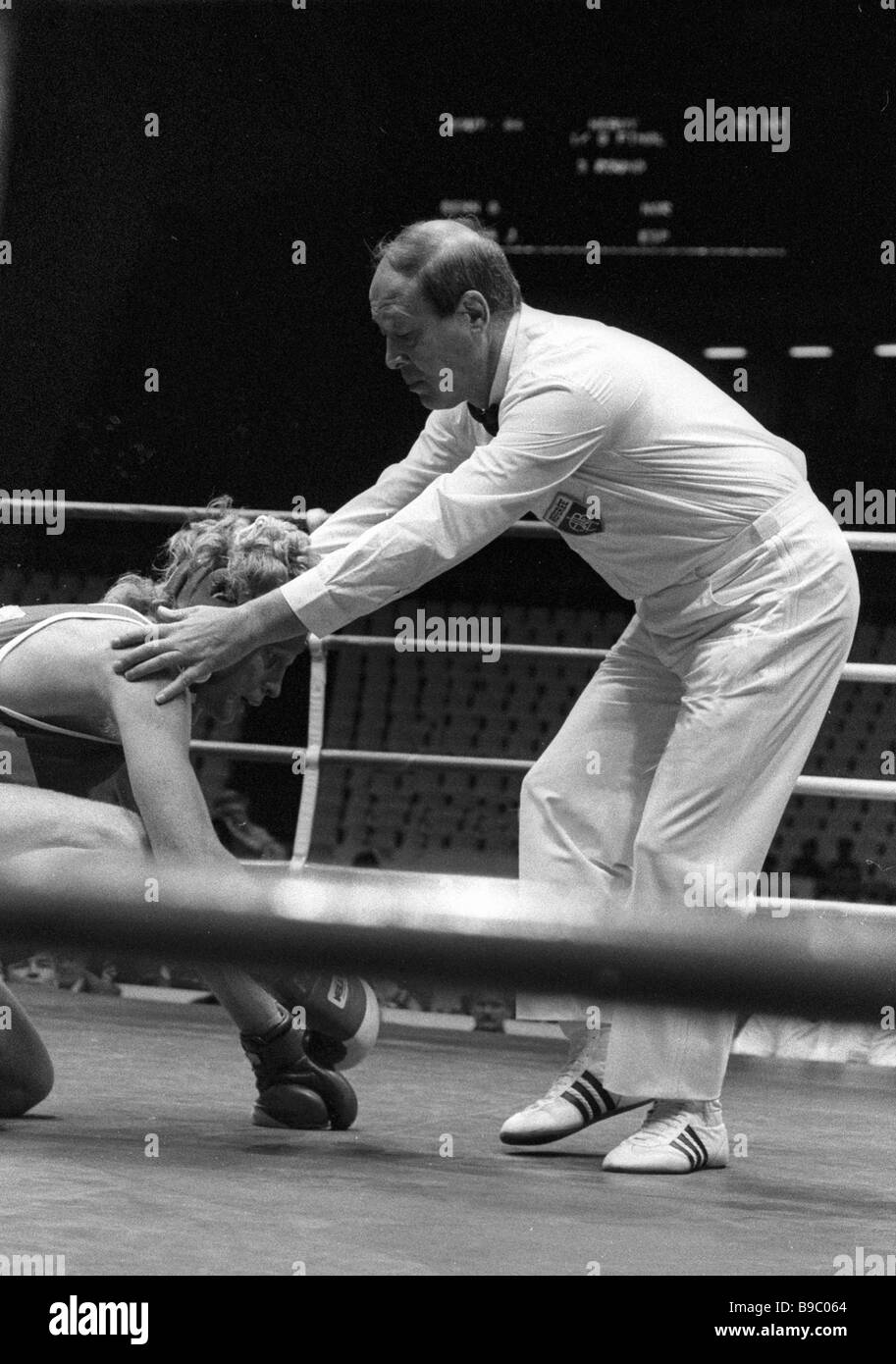 Boxing Ring Black and White Stock Photos & Images - Alamy