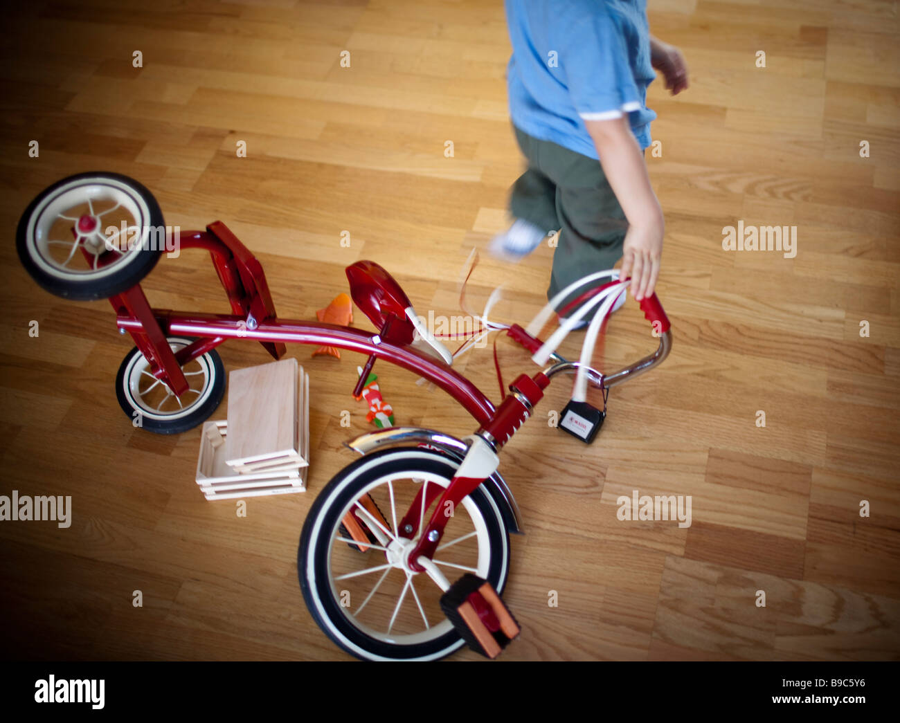 Tricycle helmet hires stock photography and images Alamy