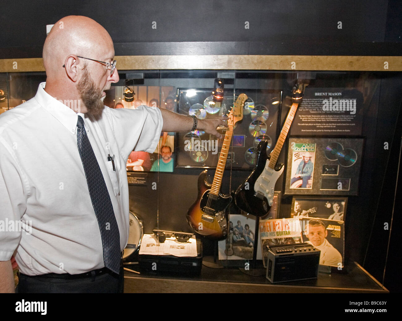 Guide describes exhibition at United Record Pressing, Inc