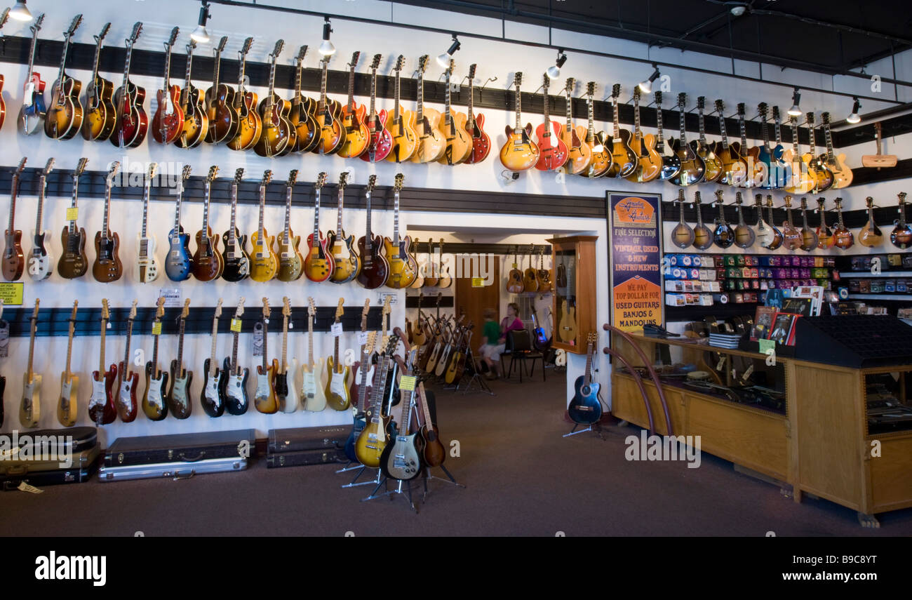 Gruhn Guitars shop Nashville Tennessee USA Stock Photo Alamy