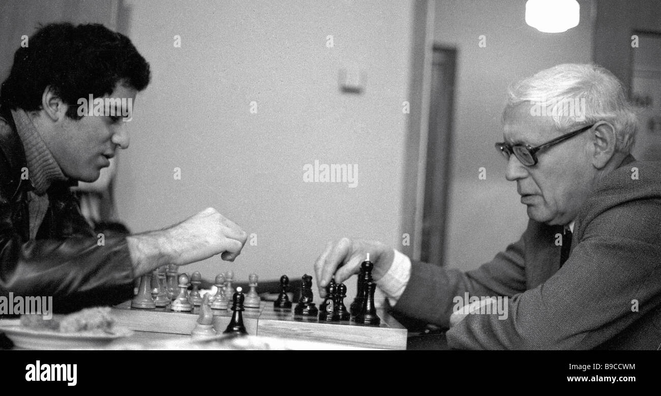 International grand master Garry Kasparov right watches Mikhail